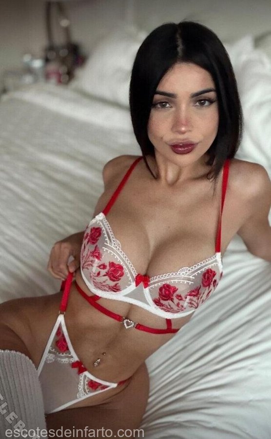 Alina Rose XXX 44 alinaros 45